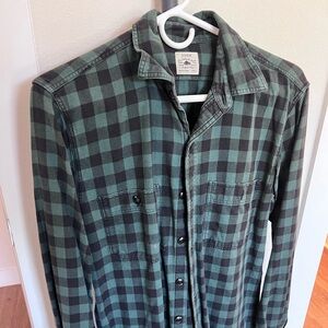 J Crew Men’s button Down - size Small